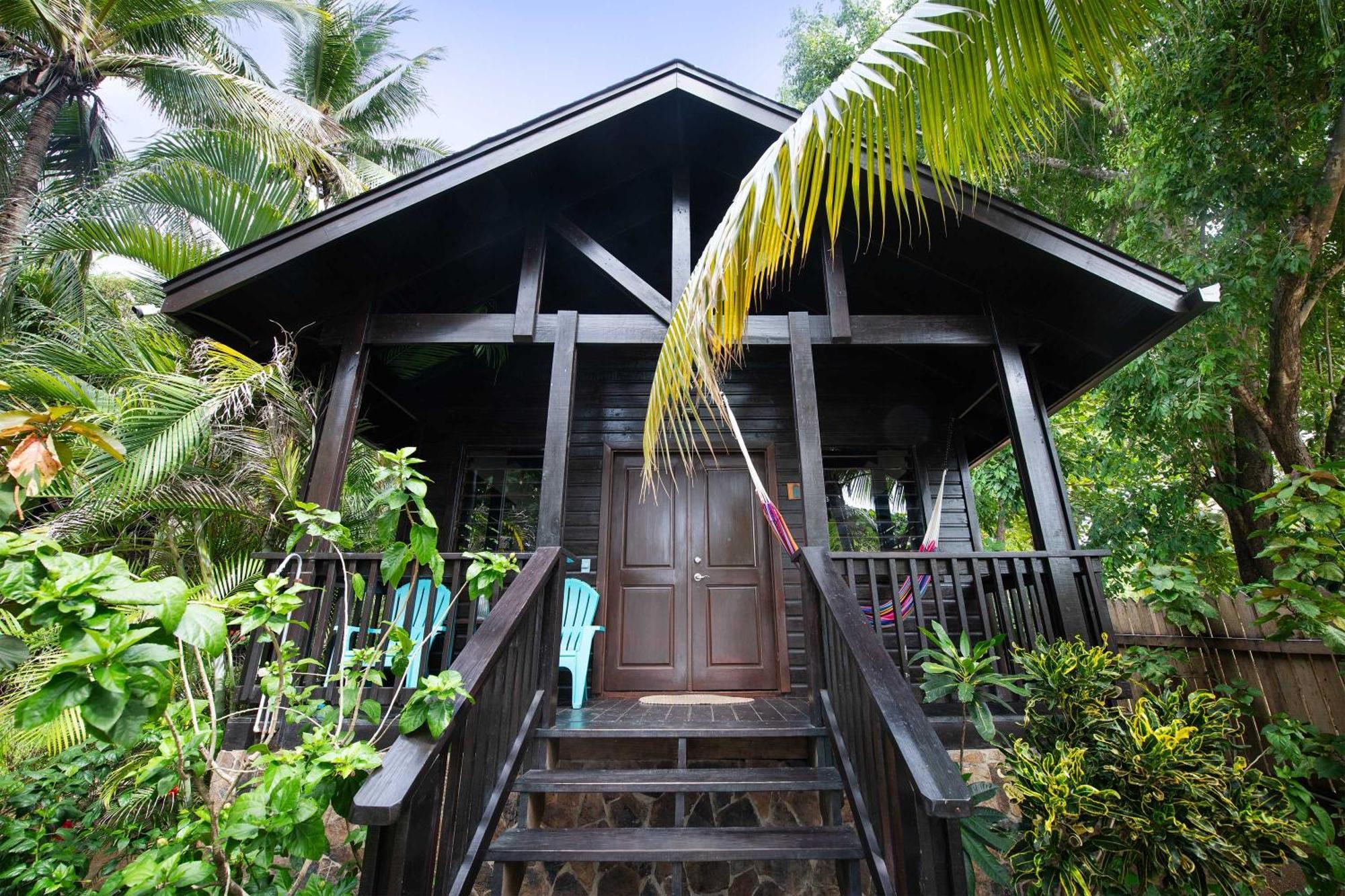 Puerta Azul Hotel Sandy Bay Buitenkant foto